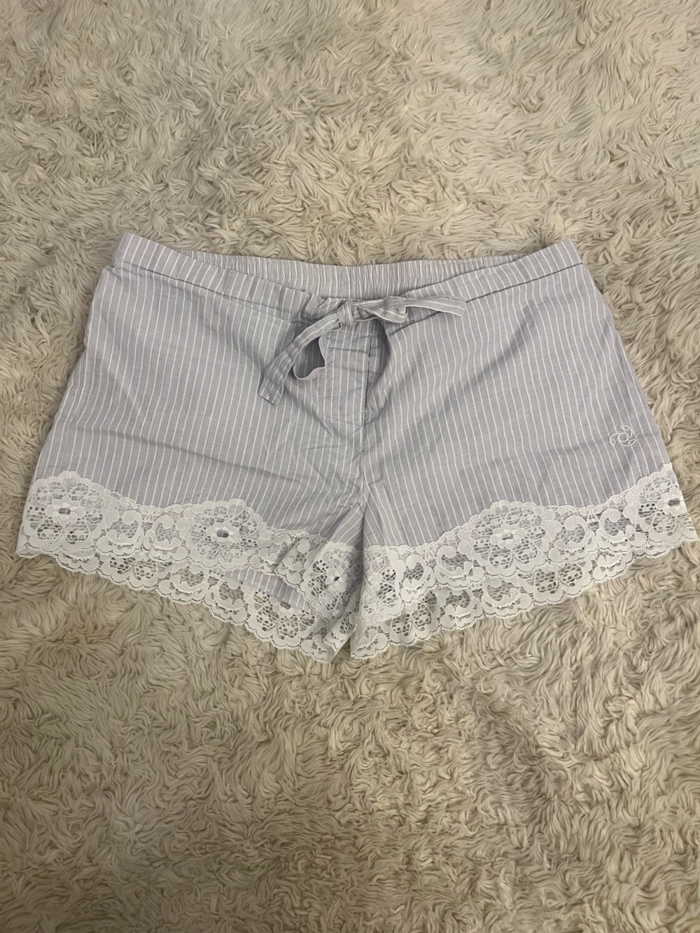 Jockey Women’s Cotton Pajama Sleep Shorts Gray Stripe Lace Trim Size Small